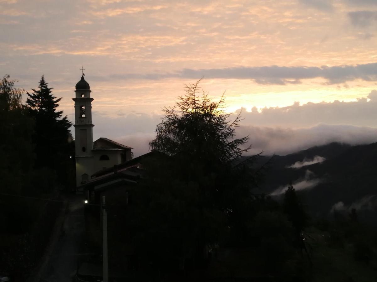 Casale Maria Mafalda Pieve di Teco 外观 照片
