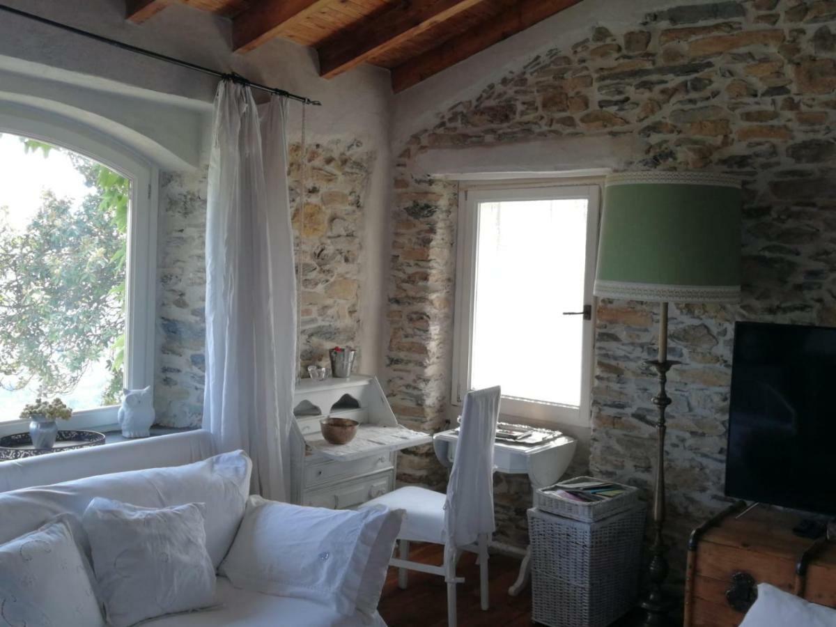 Casale Maria Mafalda Pieve di Teco 外观 照片